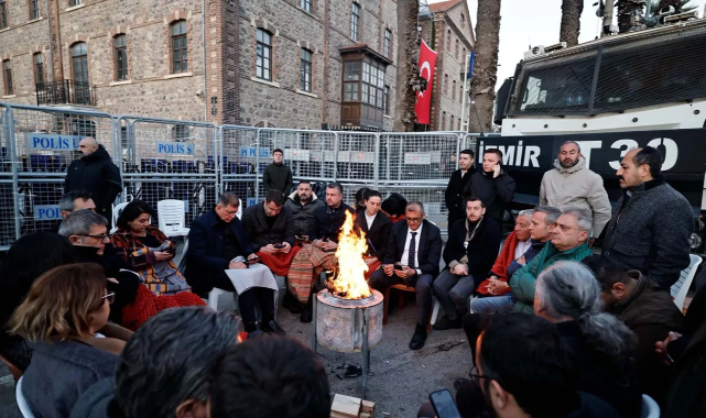 Meslek Fabrikası gerilimi 4. gününde: Başkan Tugay içeri alınmadı