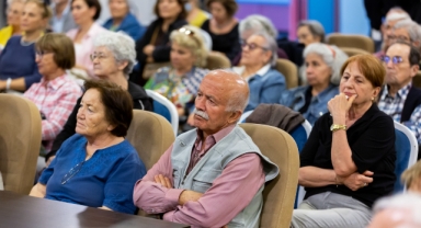 Narlıdere'de 3. Yaş Üniversitesi yolculuğu başladı