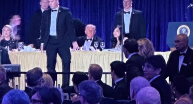 Trump’ın katıldığı yemekte silah sesleri: Salondan çıkarıldı