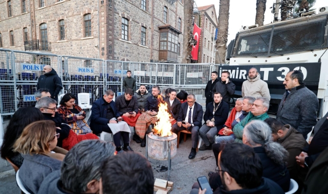 Tugay’dan Meslek Fabrikası önünde kararlılık mesajı: Tek başıma da olsam devam edeceğim