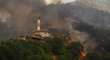 Yangınlarda ihmal soruşturmasına, bakanlıktan izin çıkmadı