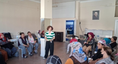 Kadın sağlığı seminerleri İzmir genelinde yaygınlaşıyor