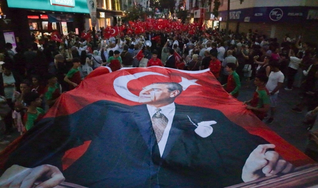 Karşıyaka’da omuz omuza 19 Mayıs yürüyüşü!