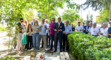 Ahmet Piriştina mezarı başında anıldı: 22 yıl sonra aynı saygı ve özlem...