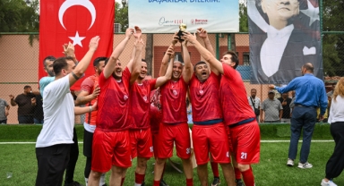 Bornova’da dostluk kazandı