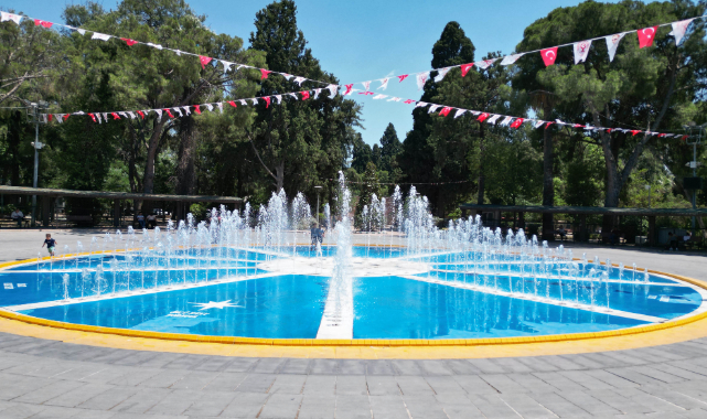 Bornova'nın simge havuzu yenilendi 