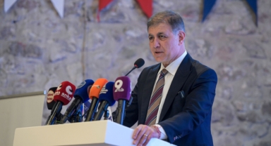 Cemil Tugay, CHP’den istifa etti!