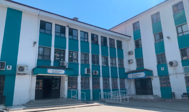 Ertuğrulgazi İlkokulu velilerinden yönetime 'tasarruf' tepkisi!