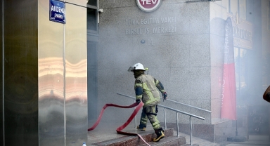 İş merkezinde nefes kesen yangın tatbikatı
