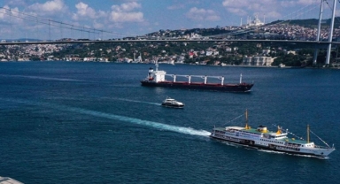 İstanbul Boğazı gemi geçişine kapatıldı