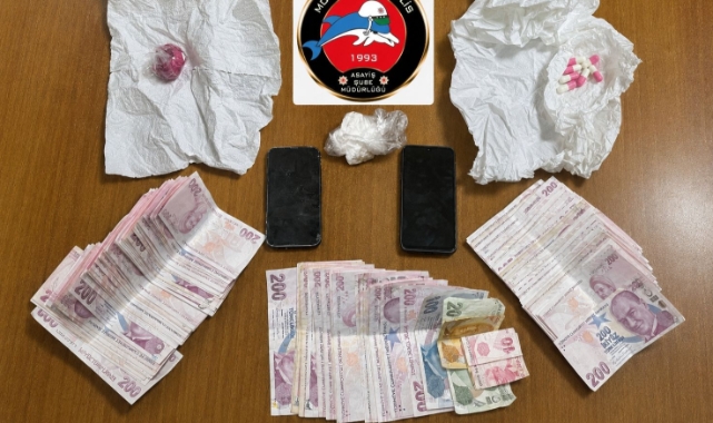 İzmir'de bir haftada 156 aranan kişi yakalandı