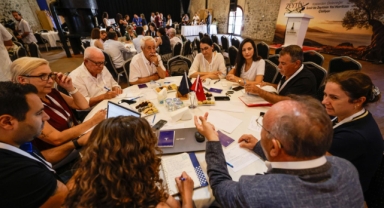 İzmir zeytininin yol haritası çiziliyor