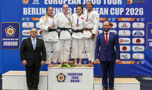 İzmirli Sema Avrupa Kupası’nda kürsüde