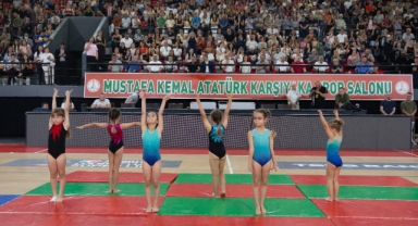 Karşıyaka’da Kış Spor Okulları’na görkemli kapanış