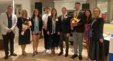 Karşıyaka Rotary Kulübü’nde devir teslim töreni