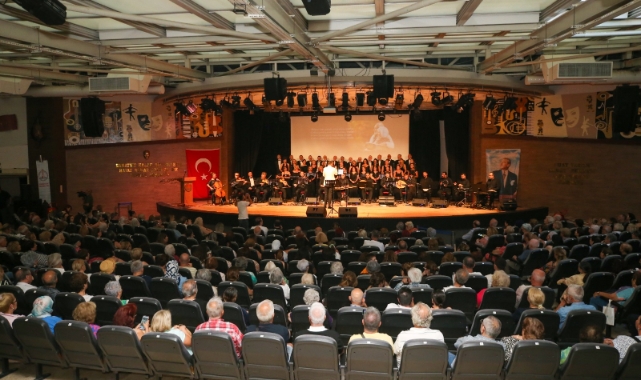 Karşıyaka yaza şarkılarla ‘merhaba’ dedi