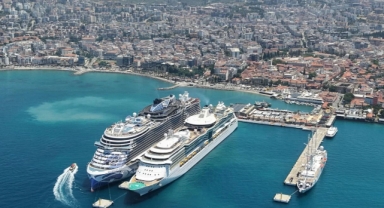 Kuşadası'na 4 kruvaziyerle 8 bin yolcu!