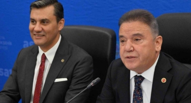 Muhittin Böcek'in iddiasına sert tepki: Kaybedecek ne çok şeyiniz var ki...