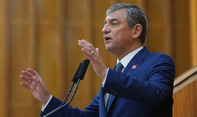 Özgür Özel'in Manisa ekibine operasyon: 2 kişi gözaltına alı