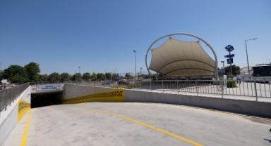Araçlar otoparka, yolcular metroya: Balçova’da ulaşımı rahatlatan sistem