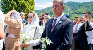 Başkan Tugay Srebrenica Katliamı’nı anma törenlerine katıldı