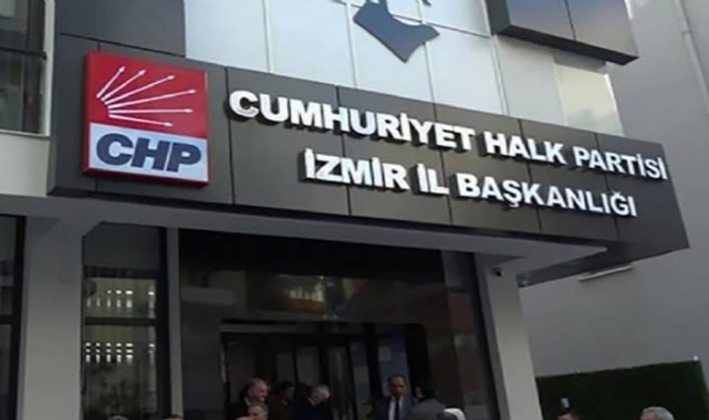 CHP İzmir'de 6 ilçe başkanı disipline sevk edildi!