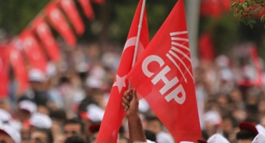 CHP İzmir'de istifa depremi: Toplam sayı 9'a yükseldi!