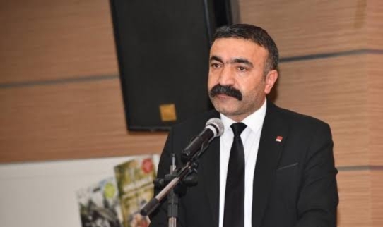 CHP İzmir'de istifalar sürüyor: Çiğli'de toplu istifa!