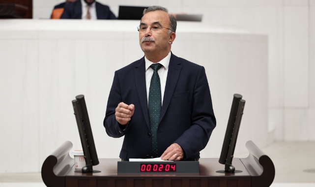 DEM Partili Akın, 'belediye operasyonlarını' değerlendirdi!
