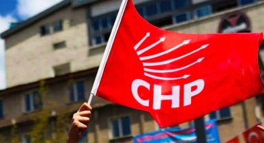 Eski 274 milletvekili CHP'den istifa etti!
