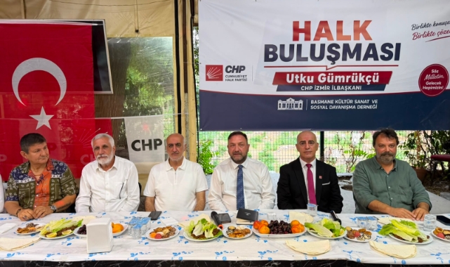 Gümrükçü, İzmir'in kalbinde vatandaşlarla buluştu