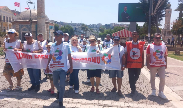 İzmir'de emeklilerden TÜİK tepkisi: 