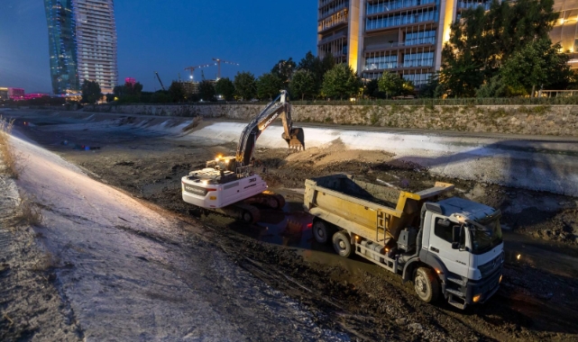 İZSU’dan Manda Çayı’nda temizlik seferberliği