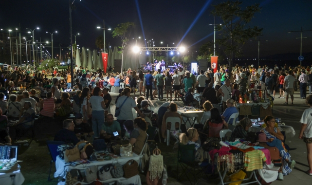 Karantina’da renkli buluşma: Gece Kermesi, Gün Batımı Konseri ile taçlandı