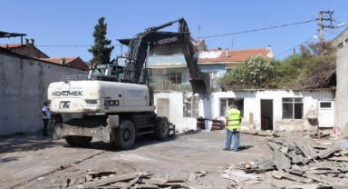 Konak Belediyesi’nden kaçak yapılaşmaya sıfır tolerans