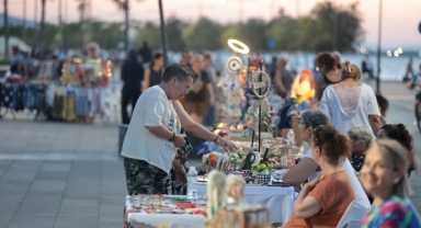 Konak’ın Gece Kermesi ile 150 kadının emeği kazanca dönüşüyor