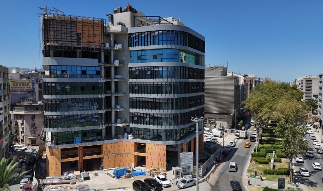 Konak'ın yeni hizmet binasında sona yaklaşıldı