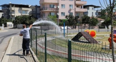 Menderes’in Parkları Daima Bakımlı