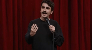 Özgür Özel, tutuklu komedyen Deniz Göktaş'ı cezaevinde ziyaret etti