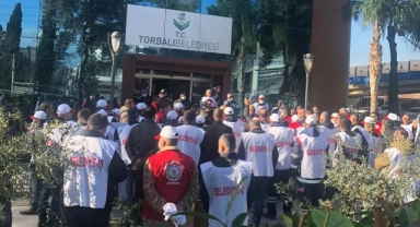 Torbalı Belediyesi'nde maaş krizi: İşçiler iş bıraktı!