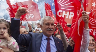 Zeydan Karalar tercihini yaptı: CHP'de kalacağım!