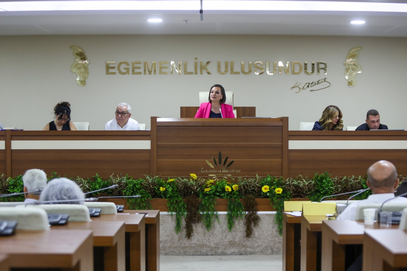 Karabağlar’ da 80 milyon liralık atık yükü meclis gündeminde