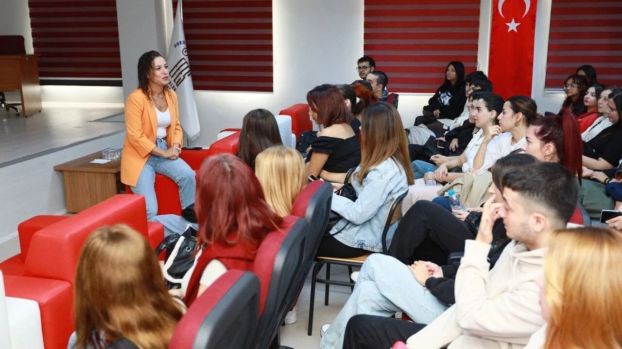 Selçuk Belediyesi'nden üniversiteli gençlere ilk harçlık desteği