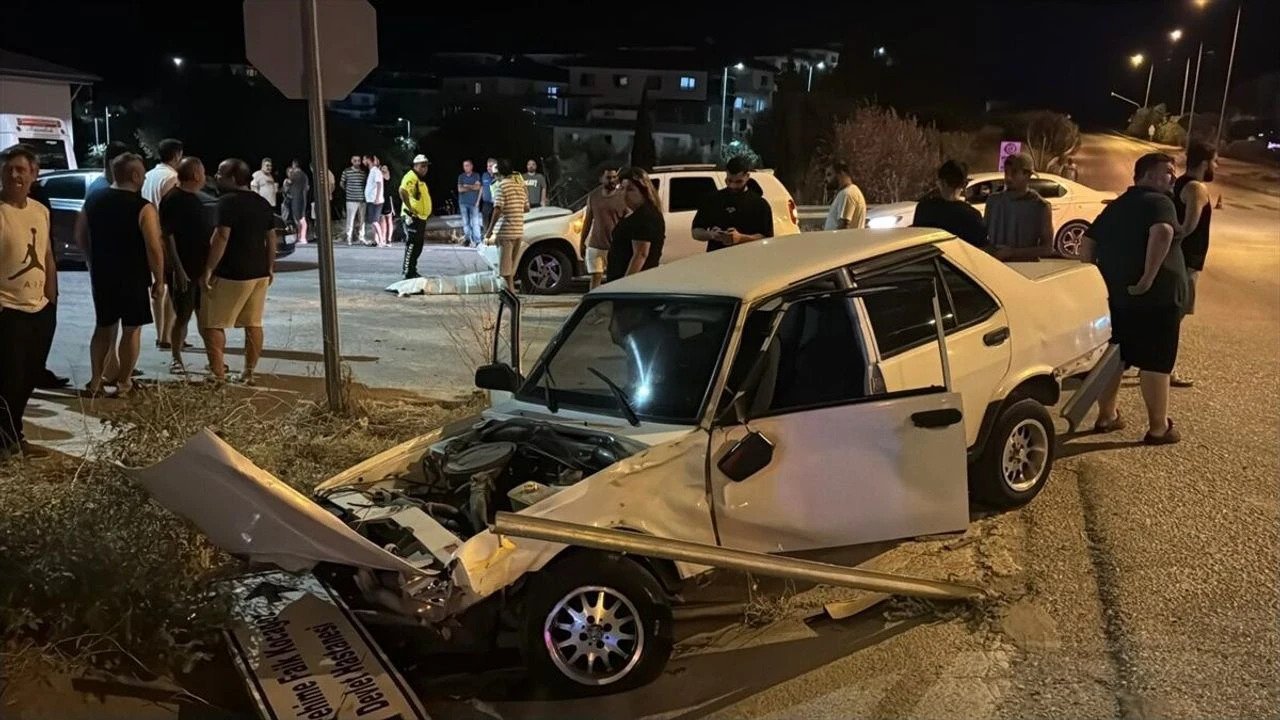 Bir motor, iki otomobil birbirine girdi: 1 ölü, 1 yaralı!