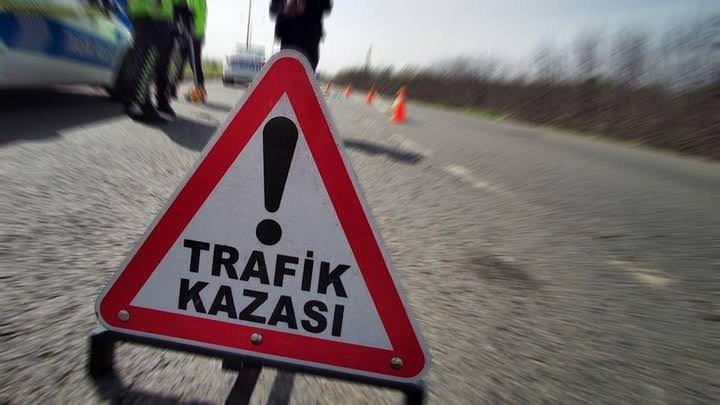 Motosikletiyle şarampole yuvarlanan genç kurtarılamadı