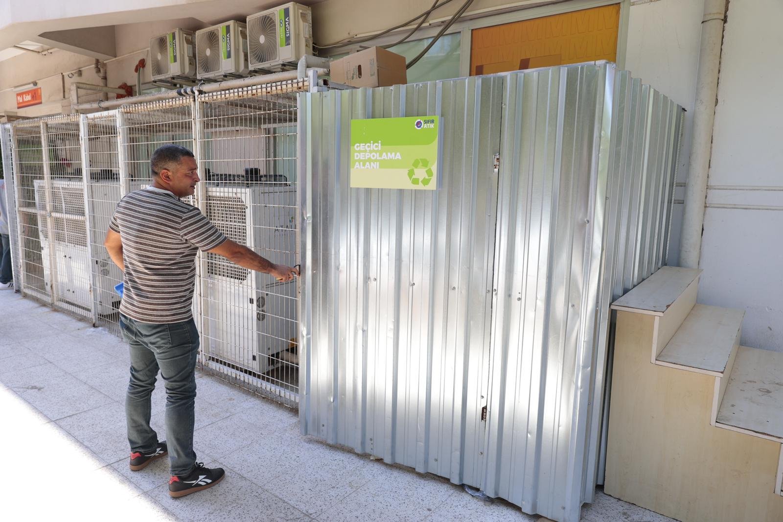 Konak Belediyesi’nden zincir marketlere sıfır atık denetimi