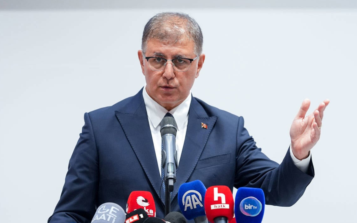 Cemil Tugay 9 Eylül’de AKP’ye mi geçecek? O iddialara yalanlama geldi!